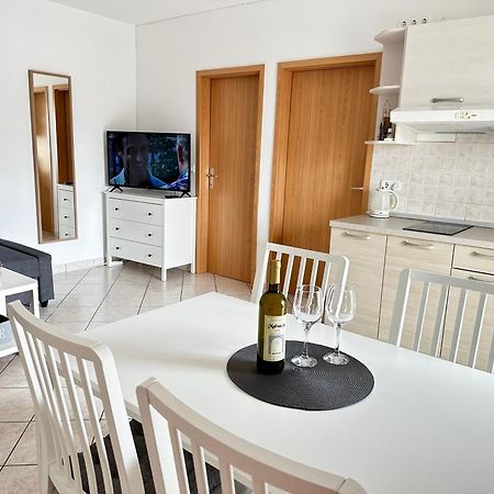 Apartments Vojvoda Porec Bagian luar foto